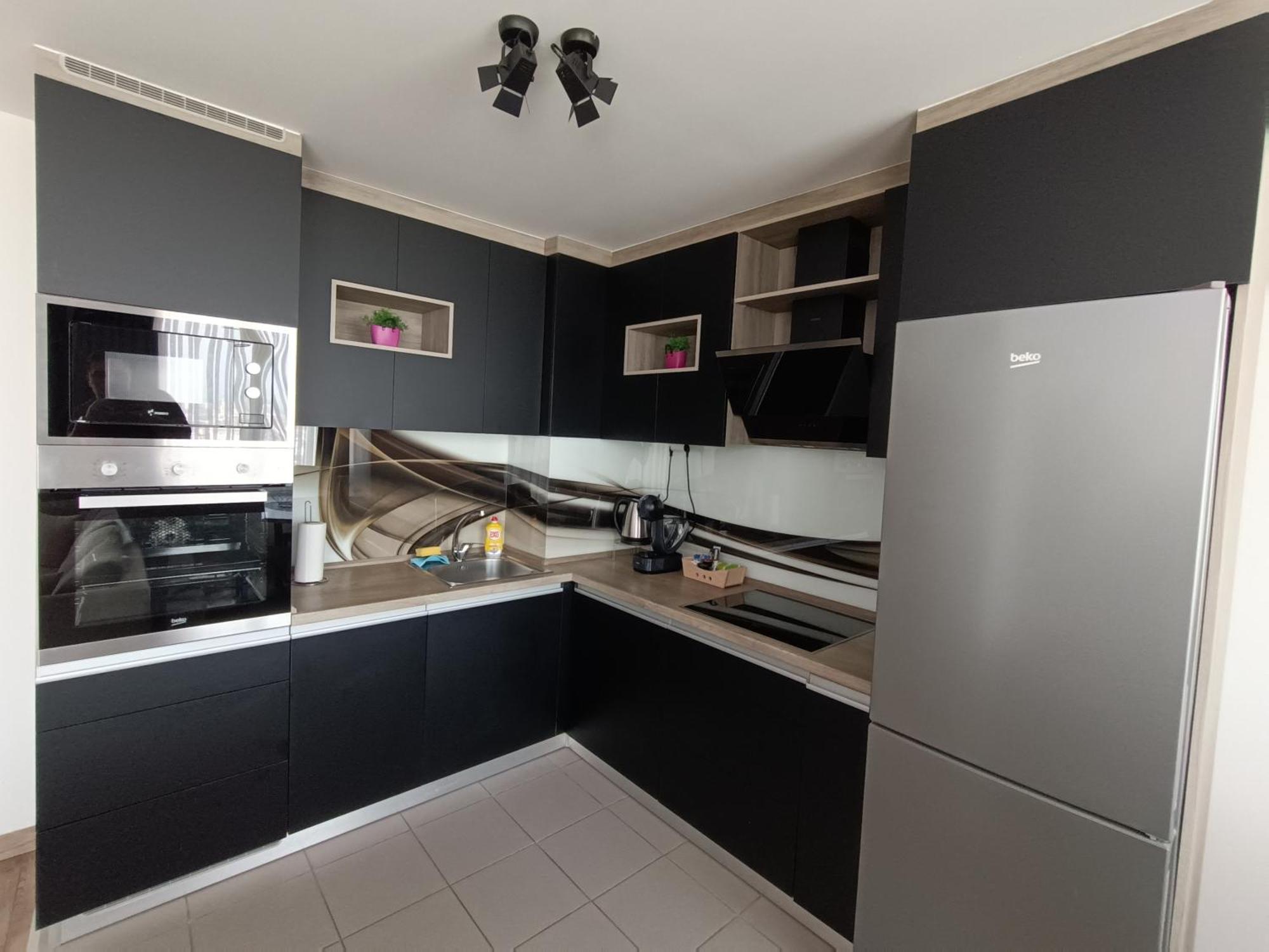 18Th & 16H Floor Secure Luxury Condos With Pool & Fitness Included In Price Skopje Exteriör bild